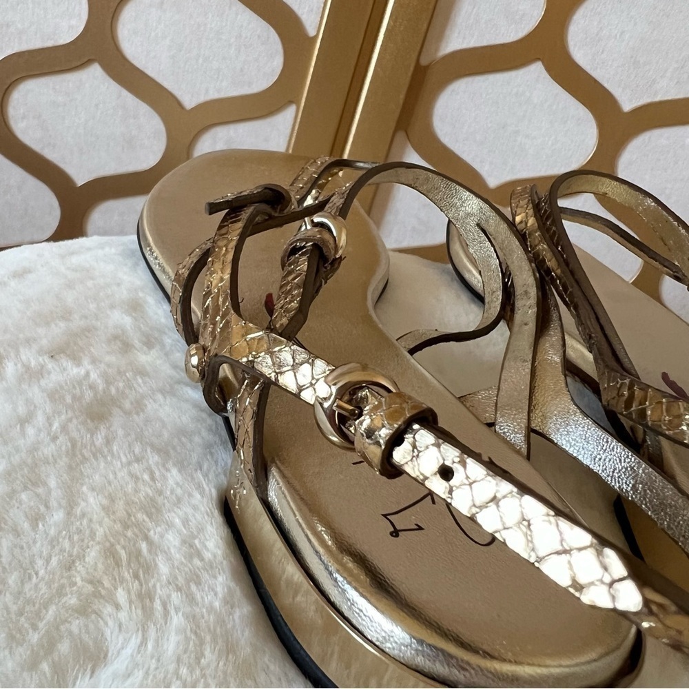 FABI  gold flat sandals size 36 new - Picture 8 of 12